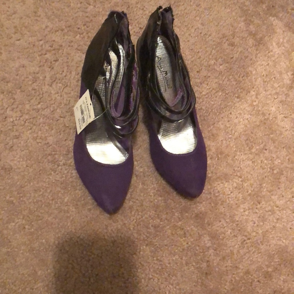 Shoes (Heels)